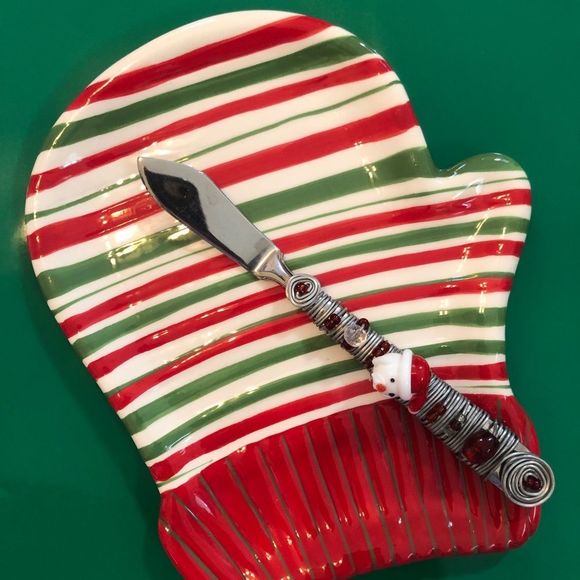 New Holiday mitten plate and Santa Knife - Picture 4 of 7